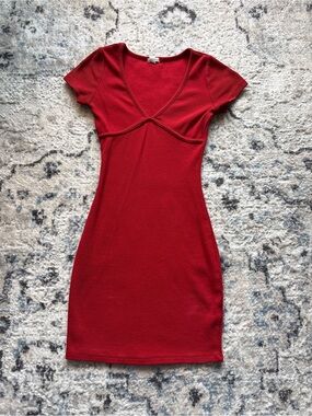 Red Garage Short Sleeve V-Neck Bodycon Dress
